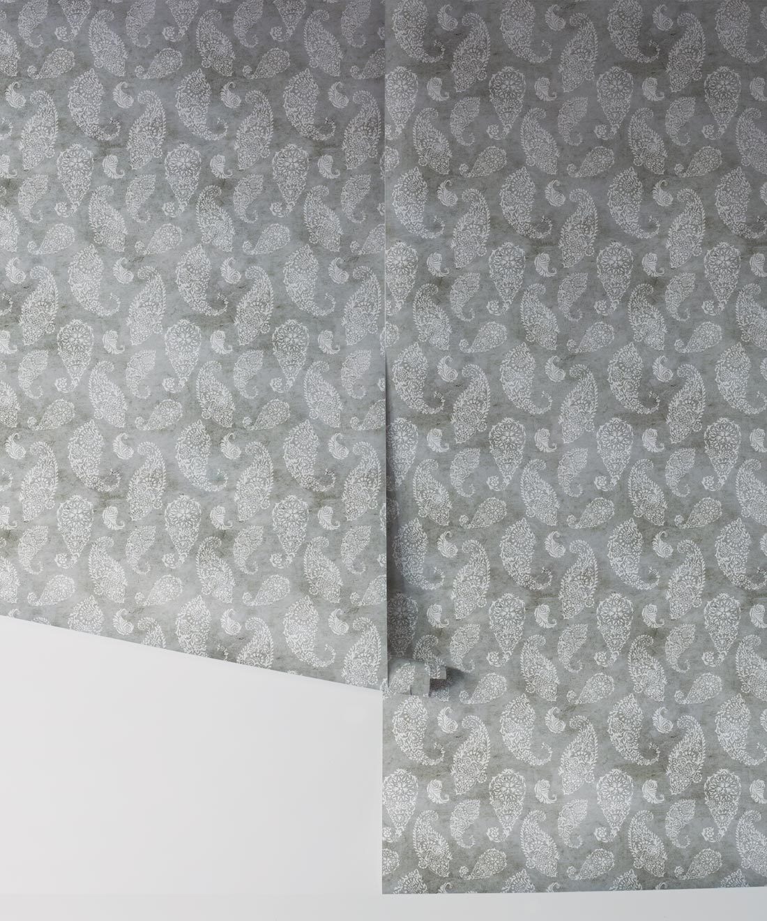 Paisley Wallpaper Stone