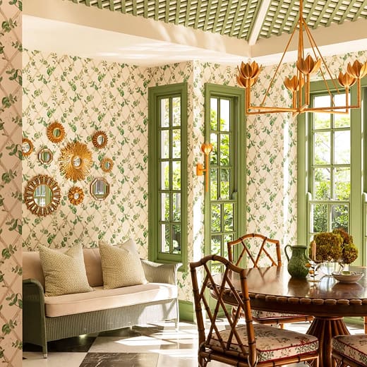 Petite Ivy Wallpaper - Instagram Homepage Grid - Jan26